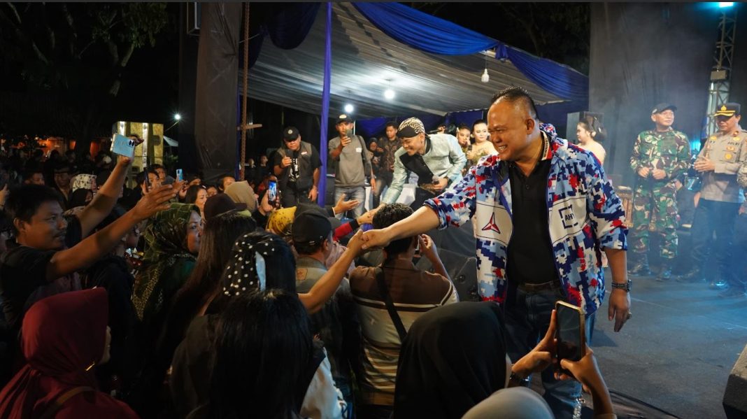 Gebyar Musik Daerah Membludak, Ribuan Warga Padati RTH Maron